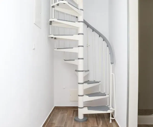 Grελια ηομε Naxos City